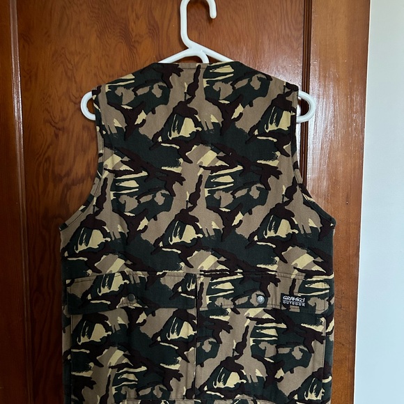 Gramici Outdoor Camo Vest - Picture 2 of 3